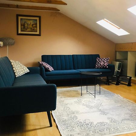 פרישטינה Central Apartment מראה חיצוני תמונה
