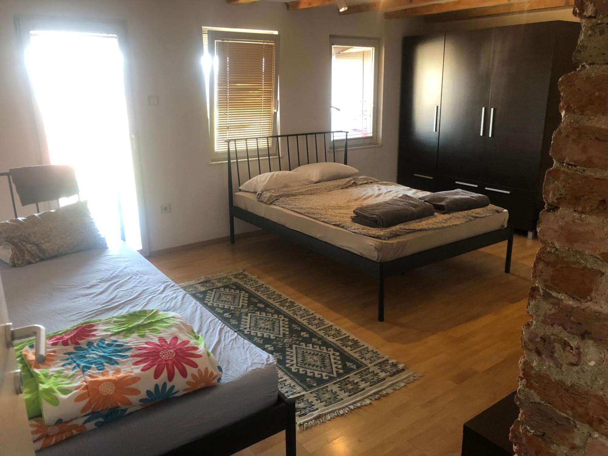 פרישטינה Central Apartment מראה חיצוני תמונה